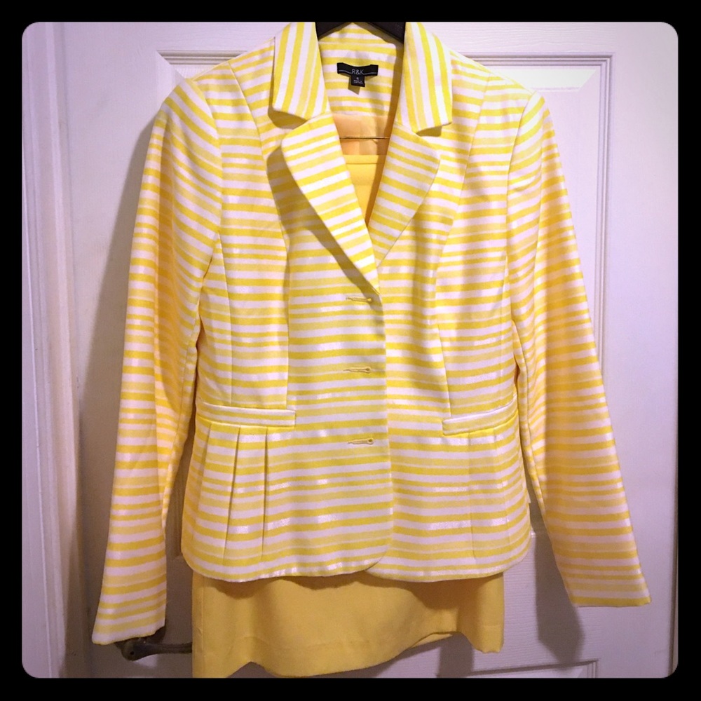 R&K 2 pc suits skirt/ blazer size 6
